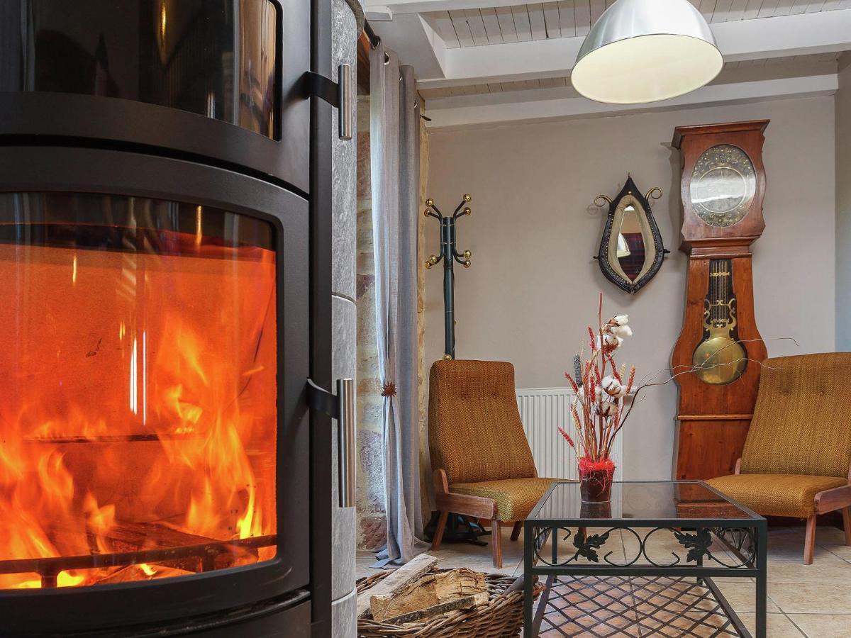 Charming Holiday Home With Pool Lavercantière Екстериор снимка