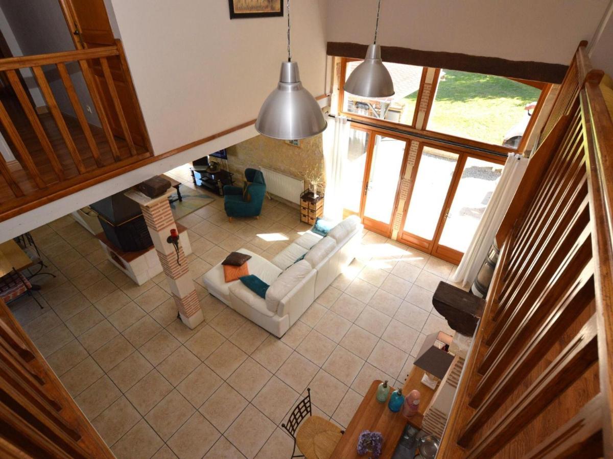 Charming Holiday Home With Pool Lavercantière Екстериор снимка